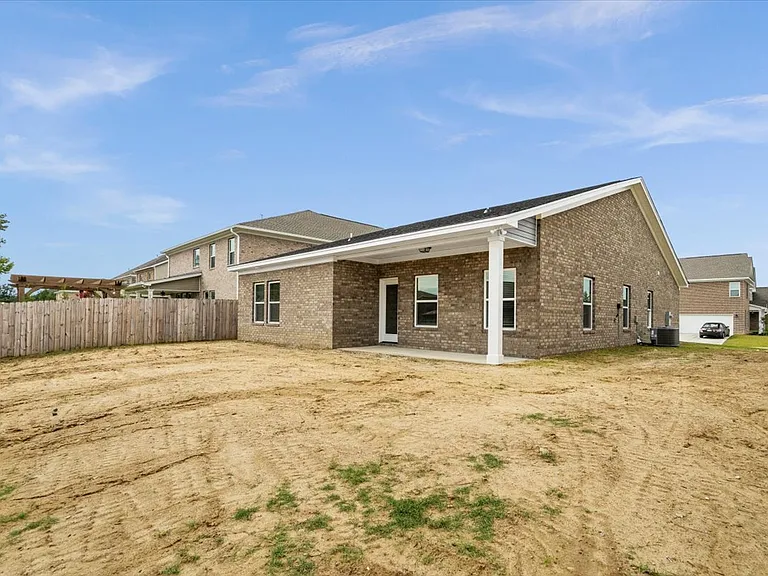 1466 Summergate Dr — Photo 33