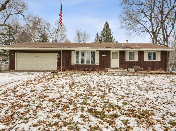 16180 Westgate Trl, Eden Prairie, MN 55344