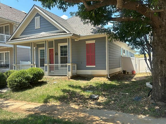 3rd image of 10061 Cedar Lake Dr