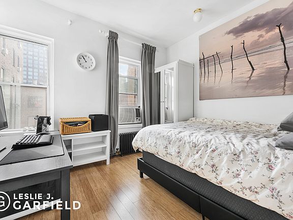 4th image of 352 E 55th St #4AB
