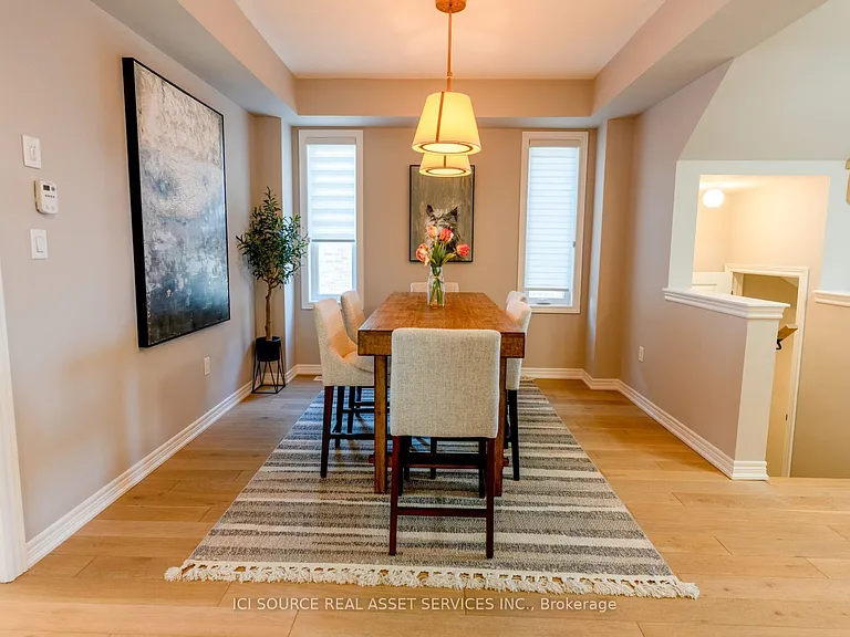 648 Lemay Grv — Photo 8
