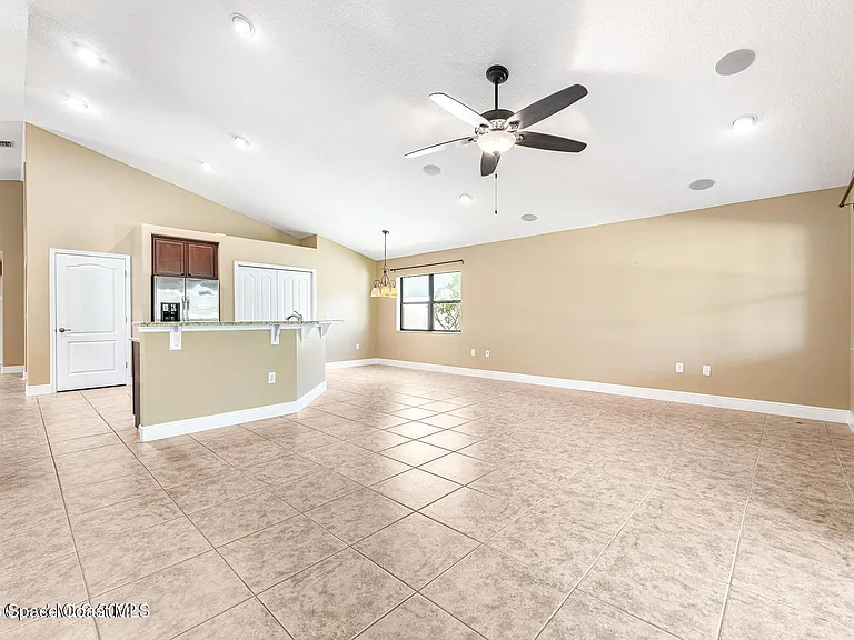 3084 Constellation Dr — Photo 18
