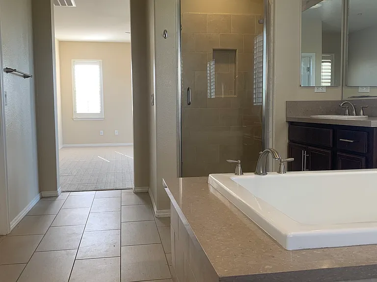 44324 Revana St — Photo 22