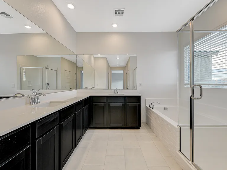 485 Daphne Ter — Photo 19
