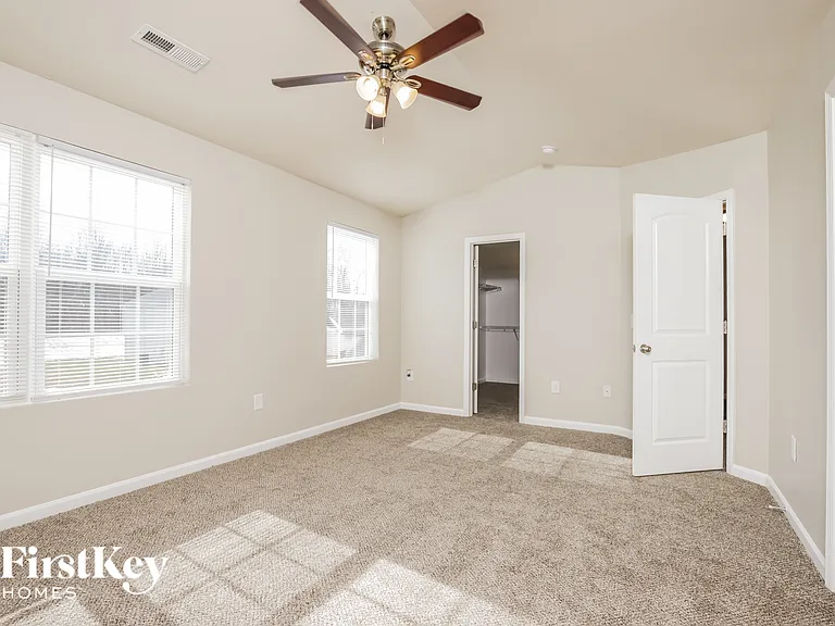 178 Creekstone Ct — Photo 9