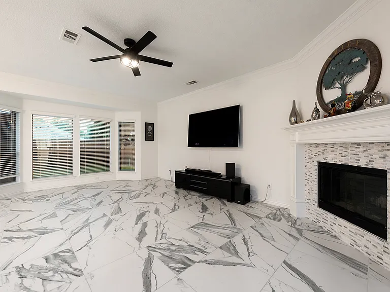 305 Blythe Bridge Dr — Photo 8