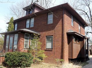 1589 Mars Ave, Lakewood, OH