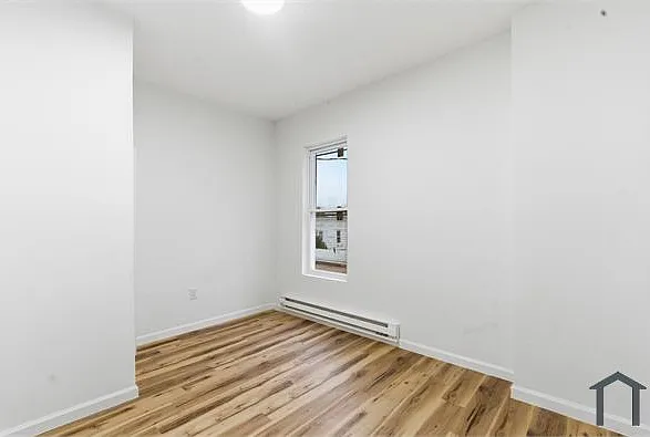 6320 Vine St #3 — Photo 8