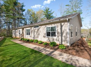 32 Enochs Way, Fletcher, NC 28732