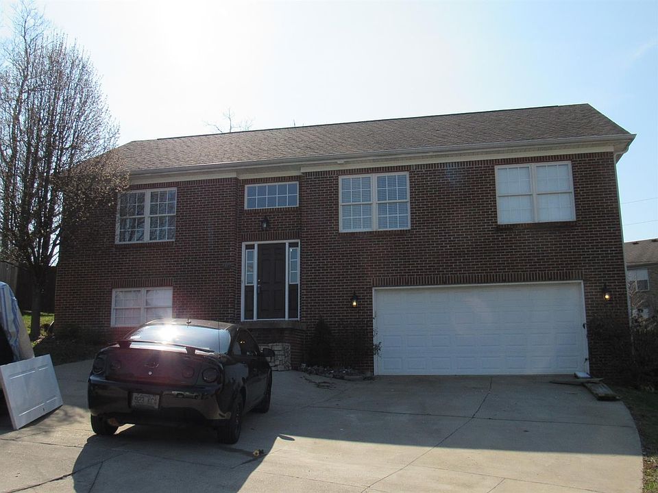1st image of 116 Geneva Ct
