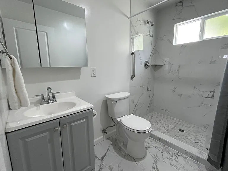 3913 San Lorenzo Ct #1 — Photo 15