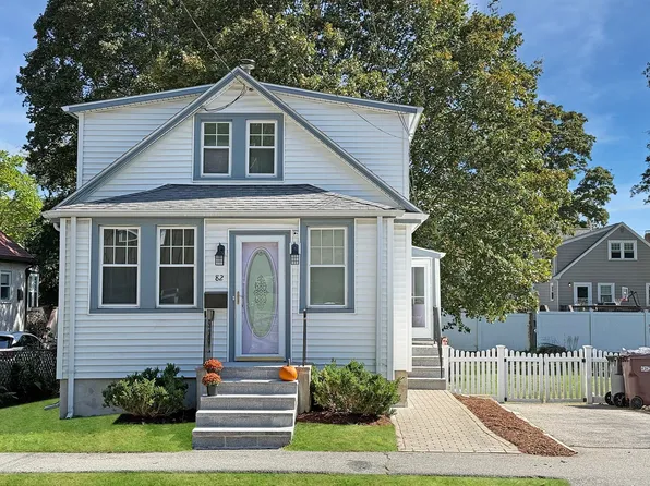 82 Bonham Rd, Dedham, MA 02026