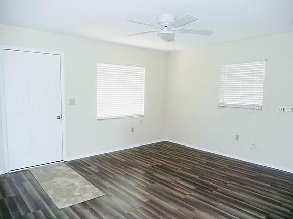 5th image of 3912 Feather Dr