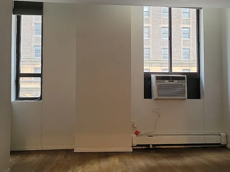 131 E 23rd St #2D — Photo 2