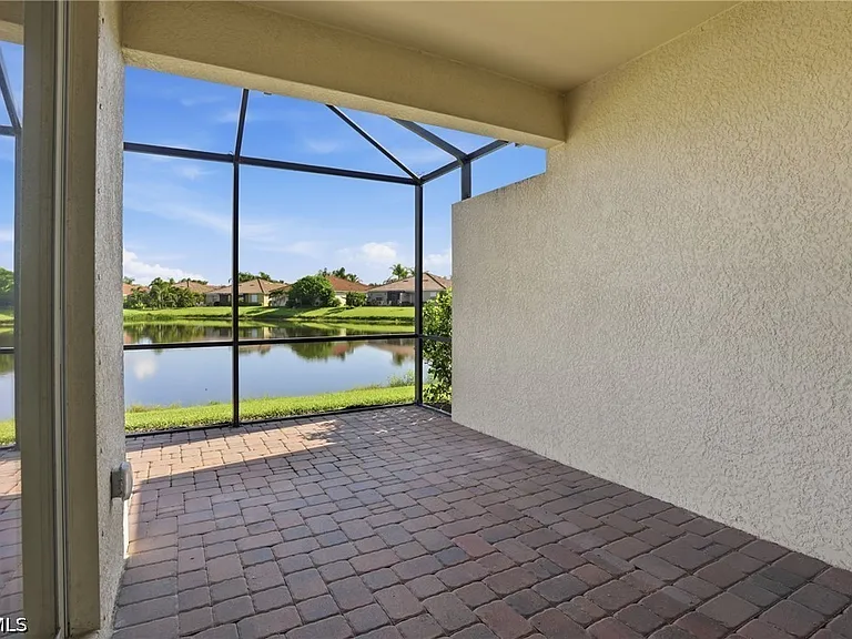 1835 Alameda Dr — Photo 30