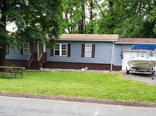 2102 Forestside Dr, Aberdeen, MD 21001