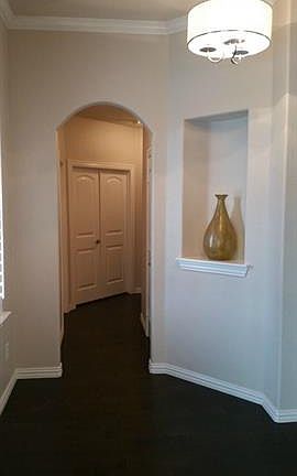 4th image of 8215 Holly Hock Dr