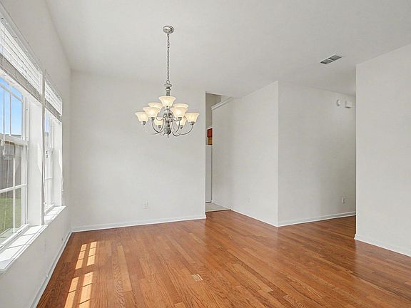 5th image of 227 Nabb Rd