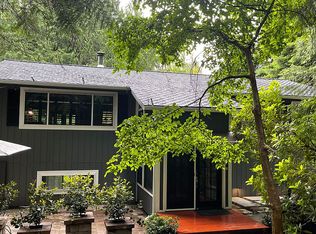 6385 NE Tolo Rd, Bainbridge Island, WA 98110