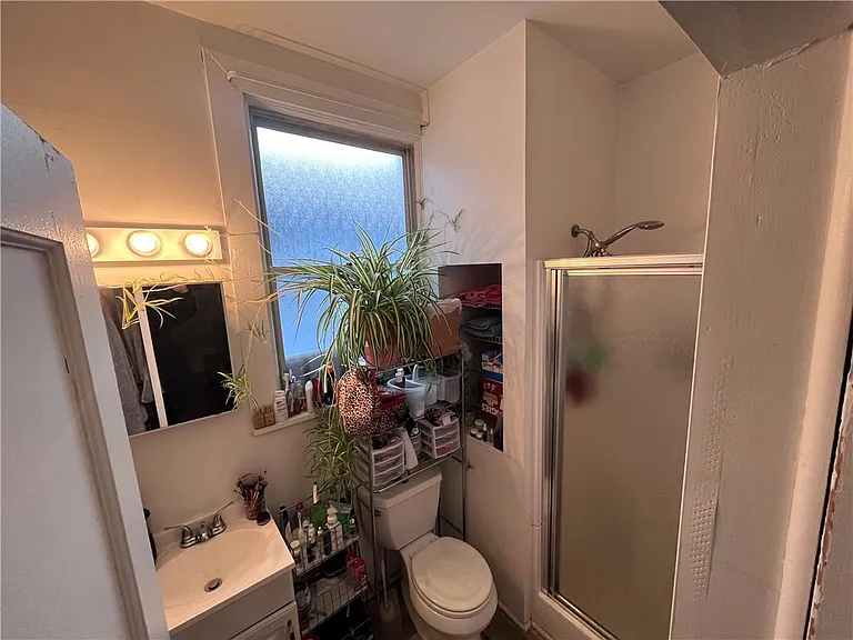 1123 Evergreen Ave #1 — Photo 14