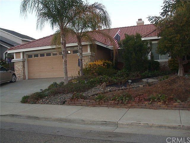 1st image of 15120 Mahogany Way