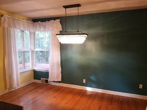Expansive open concept dining room