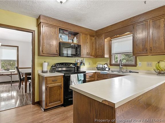 4th image of 5800 Horton Pl