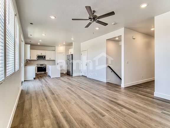 4th image of 5494 W Damfield Ln