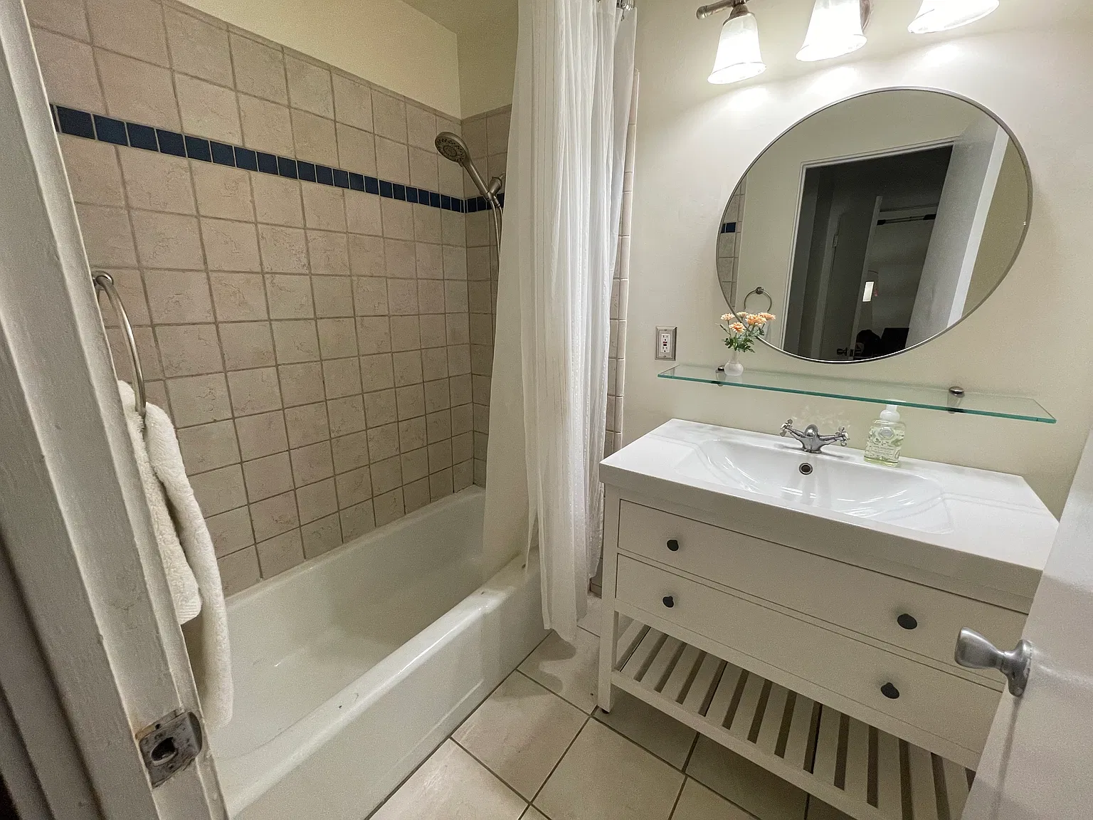 1 bed, 780 sqft, $2,750 — Photo 4