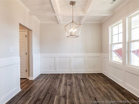 5th image of 134 Leona Dr