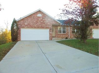 1130 Carraway Ct, Collinsville, IL 62234