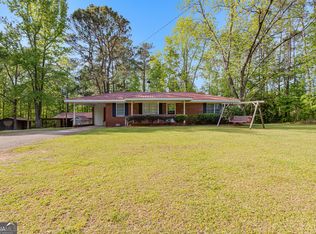 1887 Smokey Rd, Newnan, GA 30263