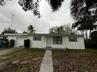 4711 SW 31st Dr, Hollywood, FL 33023