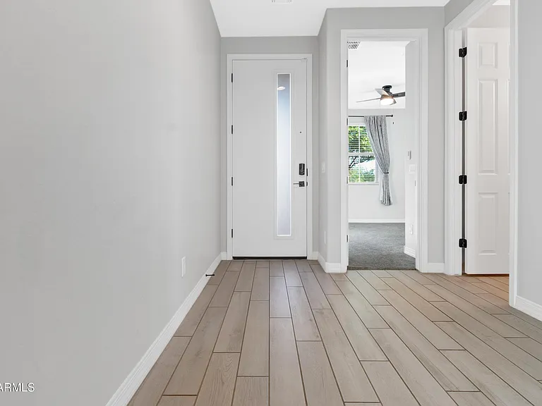 24194 W Whyman Ave — Photo 18