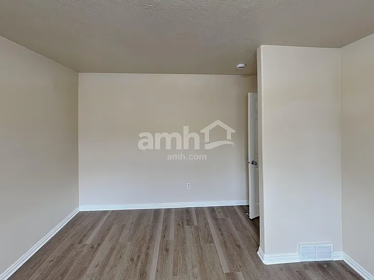 6743 S Majestic Loop Rd — Photo 12