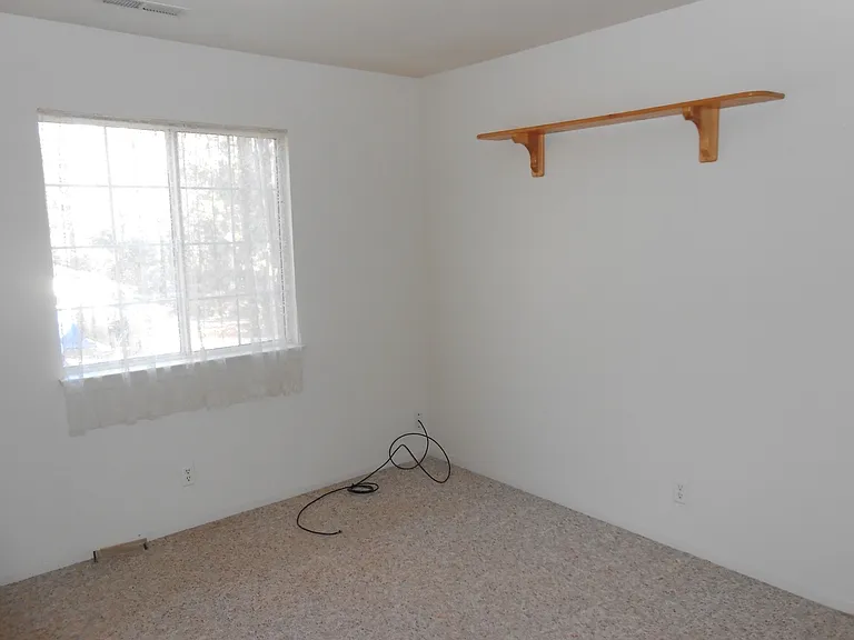 4896 Chateau Way — Photo 20