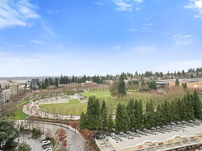 188 Bellevue Way NE #1201 — Photo 31