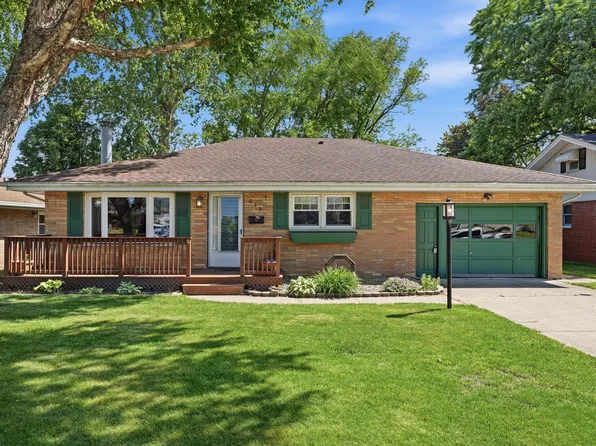 613 E Ash Pl, Griffith, IN 46319