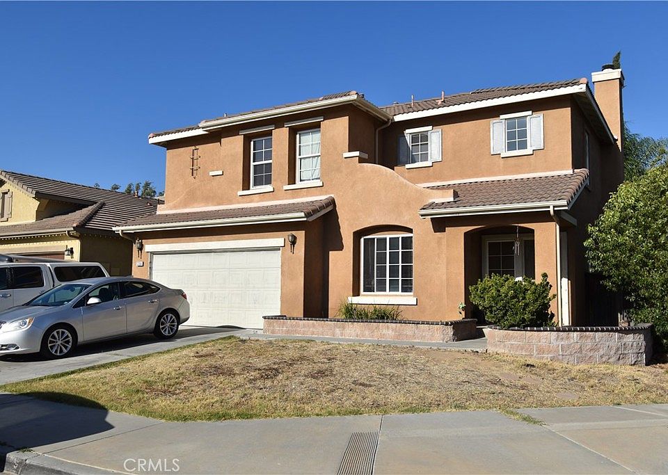 1st image of 13394 Cherrylaurel Ave