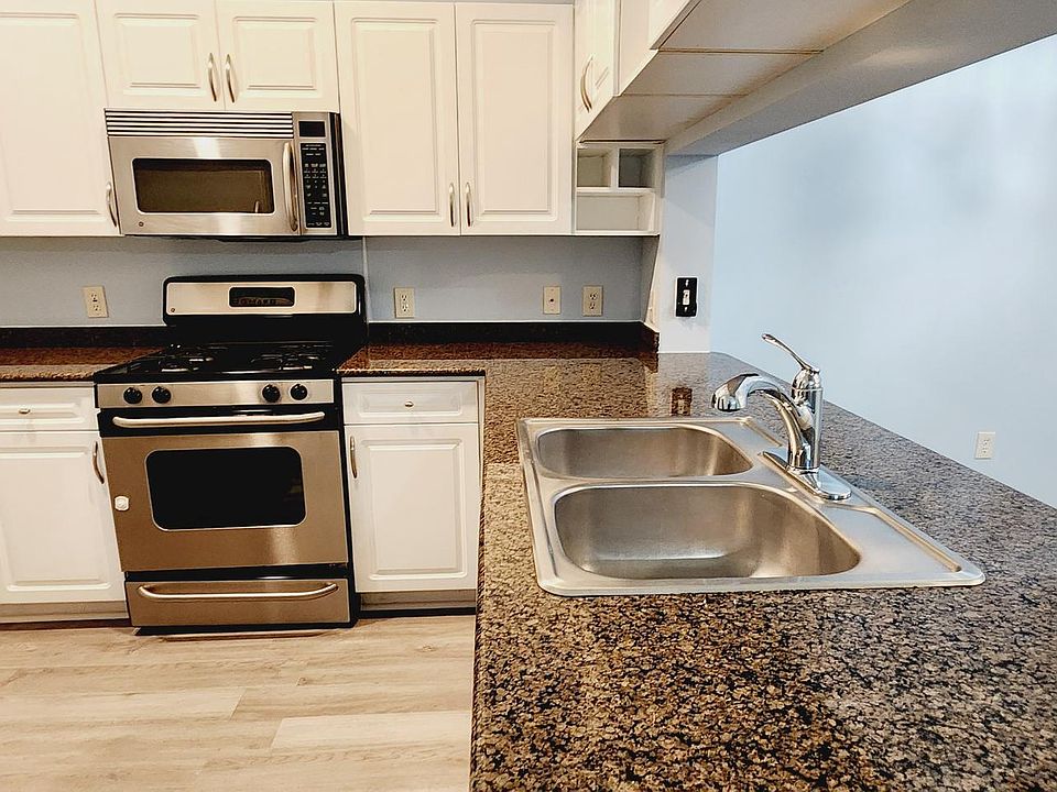 Bryson At Woodland Park 12941 Centre Park Cir Herndon VA Zillow