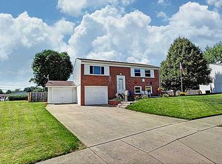 1939 Redstone Dr, Fairborn, OH 45324