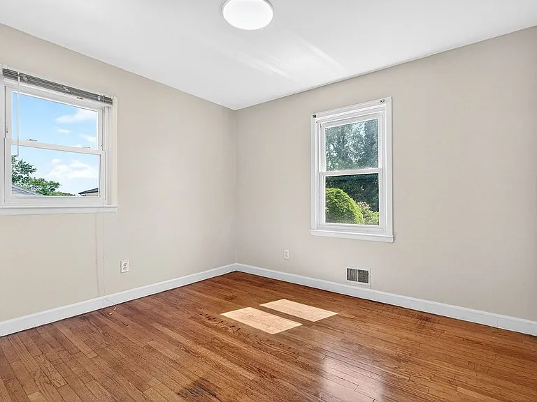 21 Troy Ct #1 — Photo 11