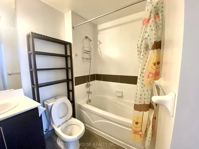17 Anndale Dr #Penthouse 102 — Photo 20