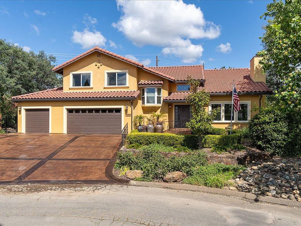 1st image of 1028 Oak Crest Ct