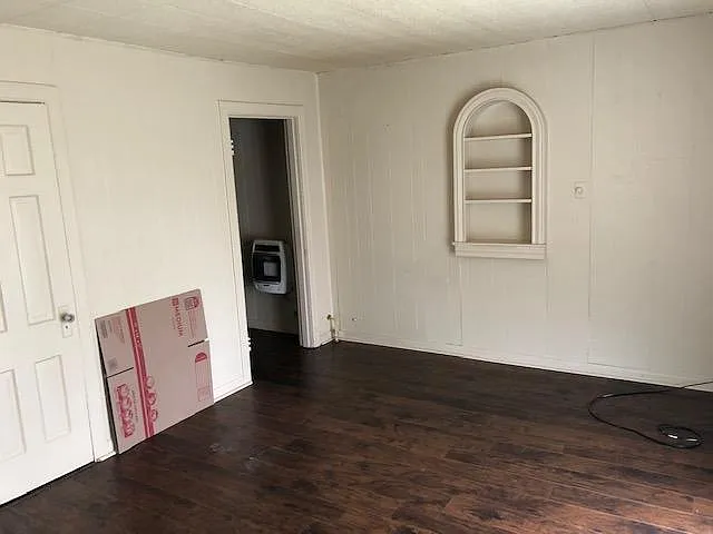 1013 Ritchey St — Photo 3