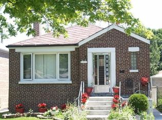 9737 S Woodlawn Ave, Chicago, IL