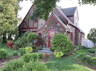 230 Hickory St, Bridgeport, CT 06610