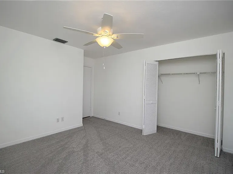 224 Erie Dr — Photo 12