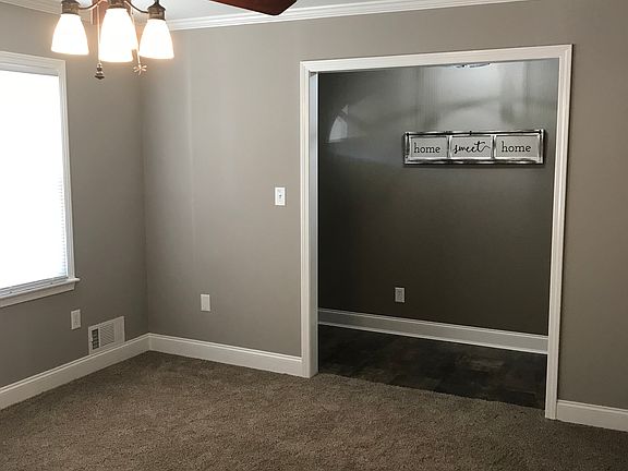 4th image of 120 Meadow Dr