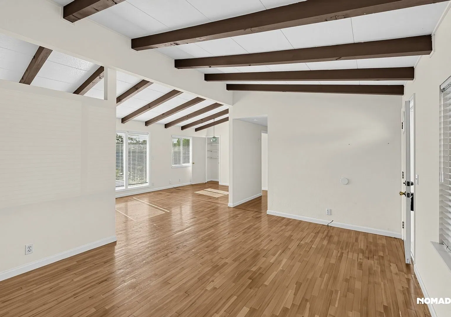 Charming 3BR House in Marina — Photo 4